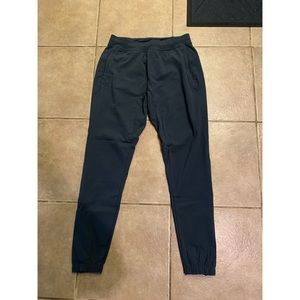 Men’s lululemon sweats size small
